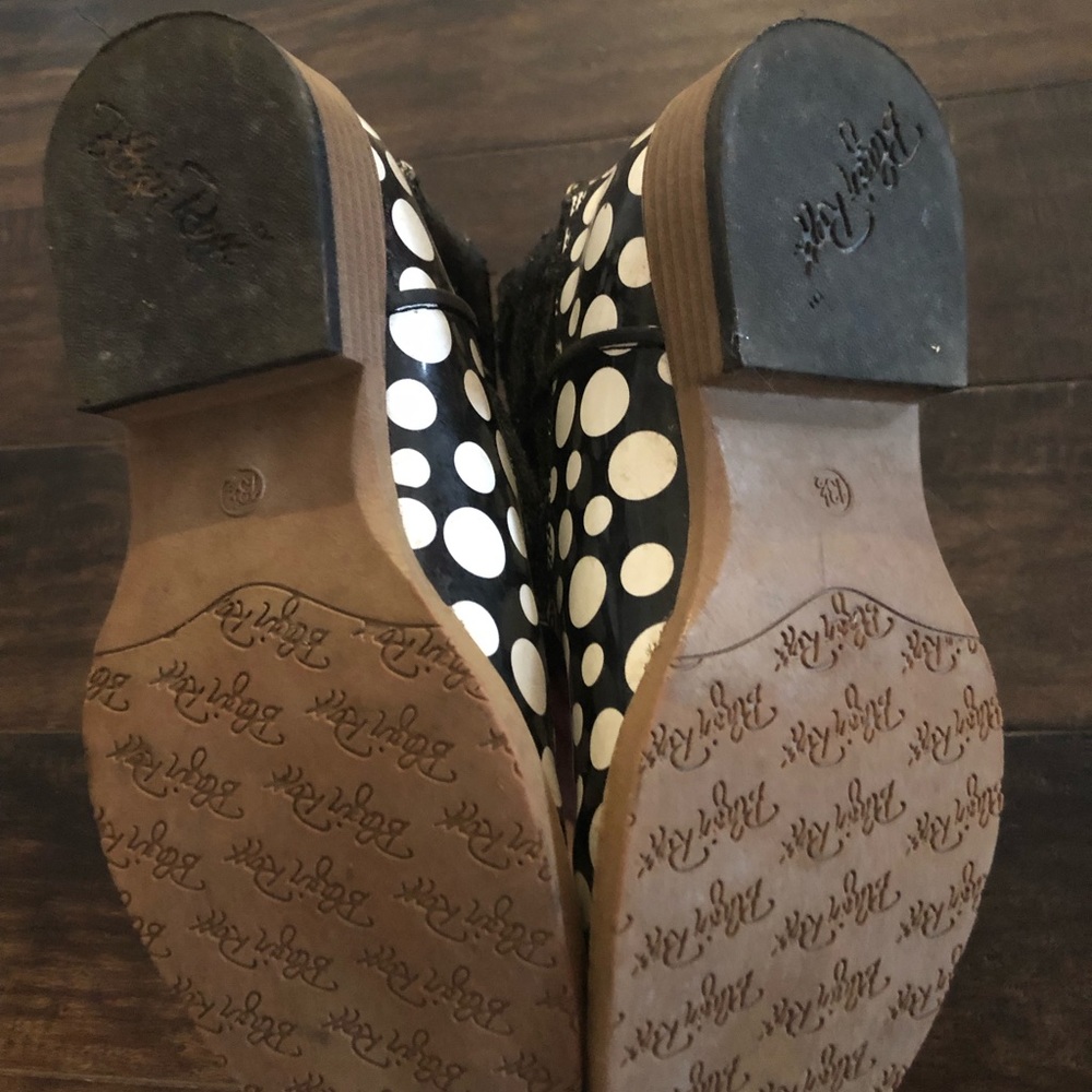 Boots - Picture 6 of 6